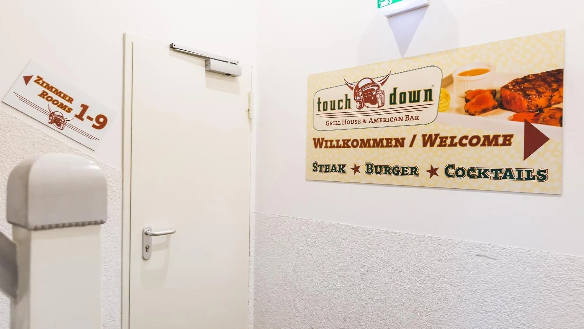 Touch Down Motel Lohmar Hotel
